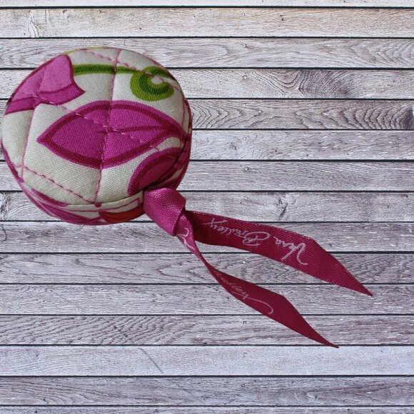 Vera Bradley Lilli Belle Quilted Retractable Measuring Tape Classic Colorful - Picture 5 of 5